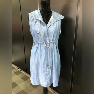 Lovemarks Denim Sleeveless,snap front,pockets,hood,elastic tie waist.lighteright